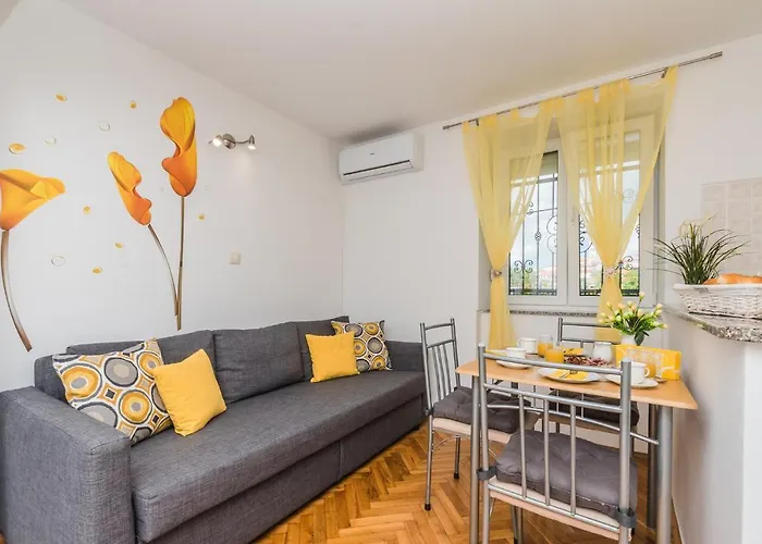 Jessica Apartman